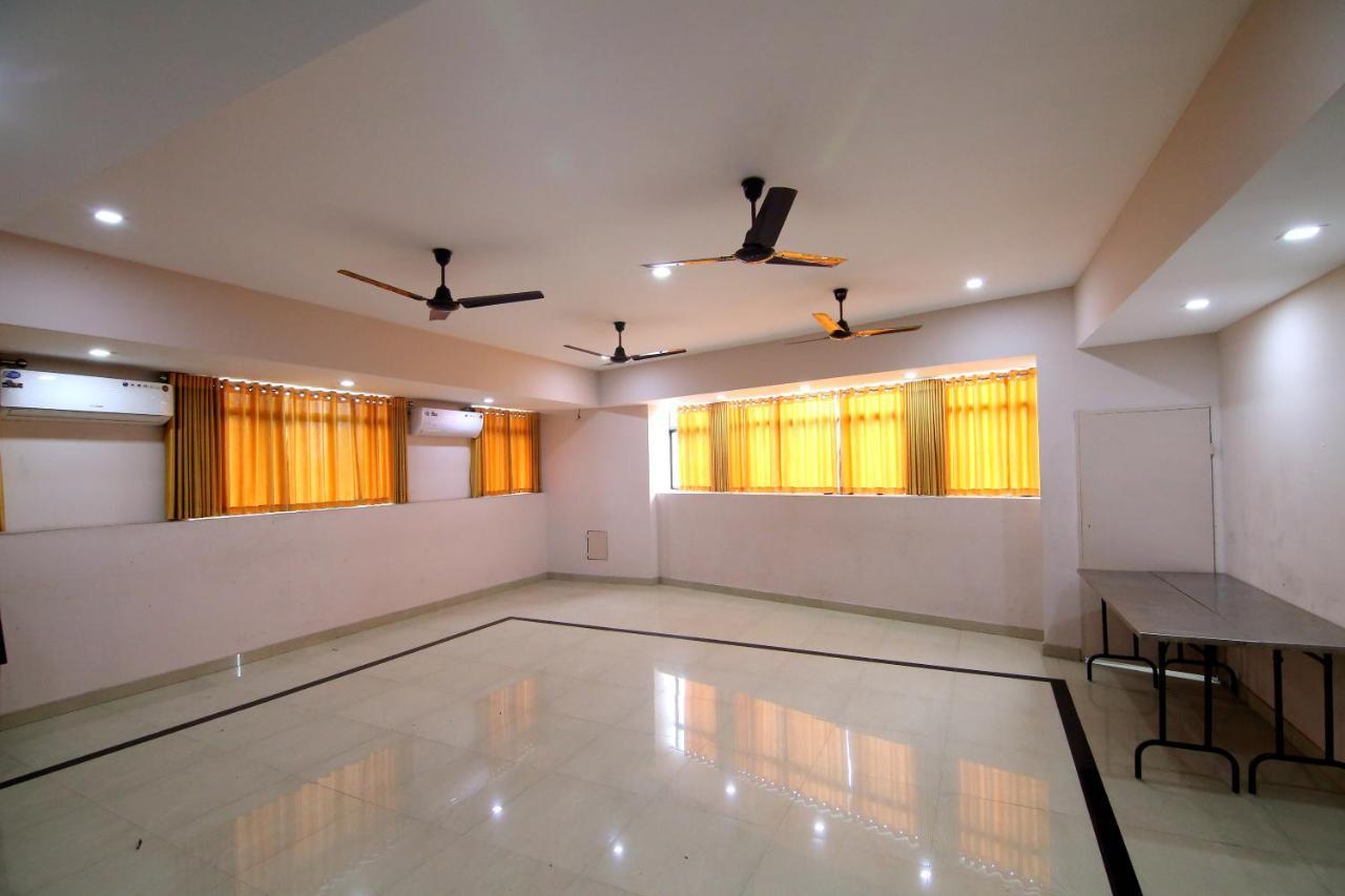 فندق غوروفايورفي  Devanganam Residency المظهر الخارجي الصورة